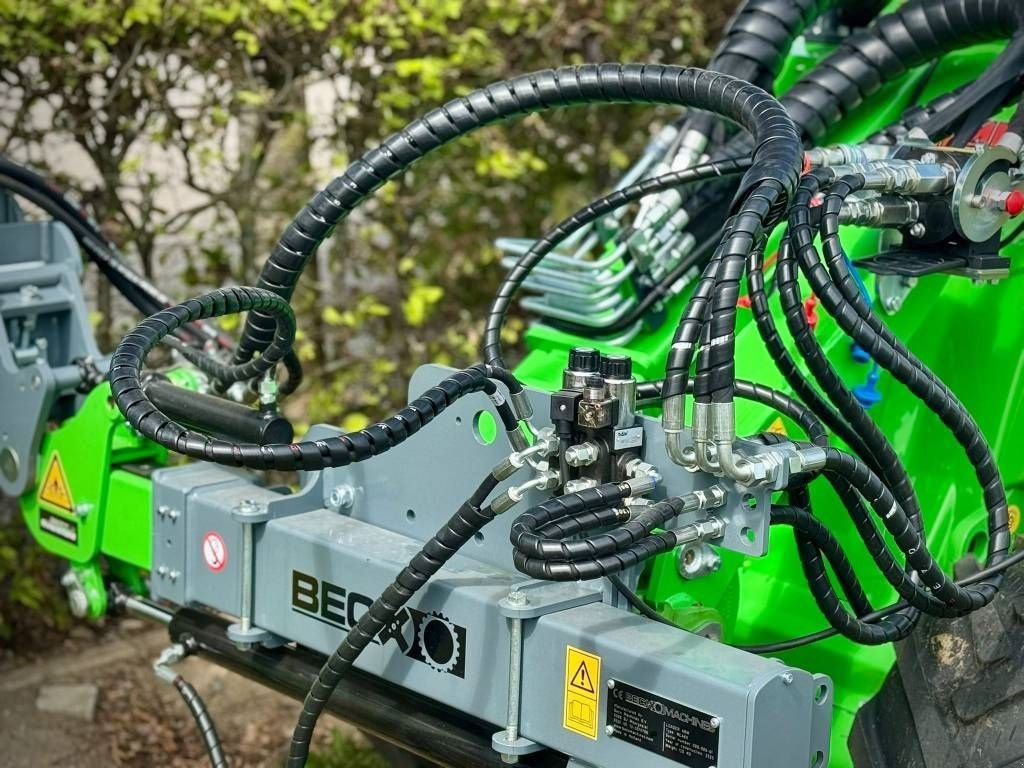 Sonstige Gartentechnik & Kommunaltechnik του τύπου Sonstige Becx Loaderarm WLA60 met HS131HR Heggensnoeier, Gebrauchtmaschine σε Erichem (Φωτογραφία 3)
