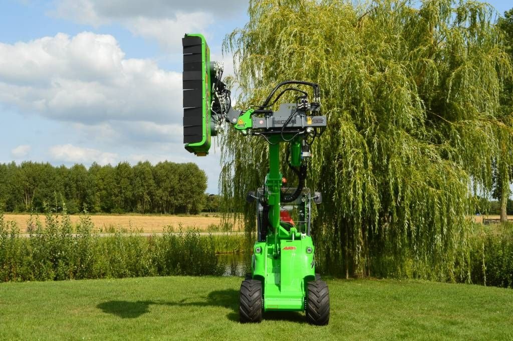 Sonstige Gartentechnik & Kommunaltechnik του τύπου Sonstige Becx Loaderarm WLA60 met HS131HR Heggensnoeier, Gebrauchtmaschine σε Erichem (Φωτογραφία 11)