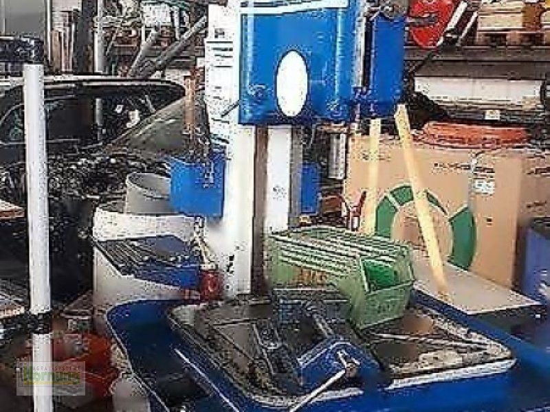 Sonstige Gartentechnik & Kommunaltechnik typu Sonstige BOHRMASCHINE, Gebrauchtmaschine v Unterschneidheim-Zöbingen (Obrázek 1)