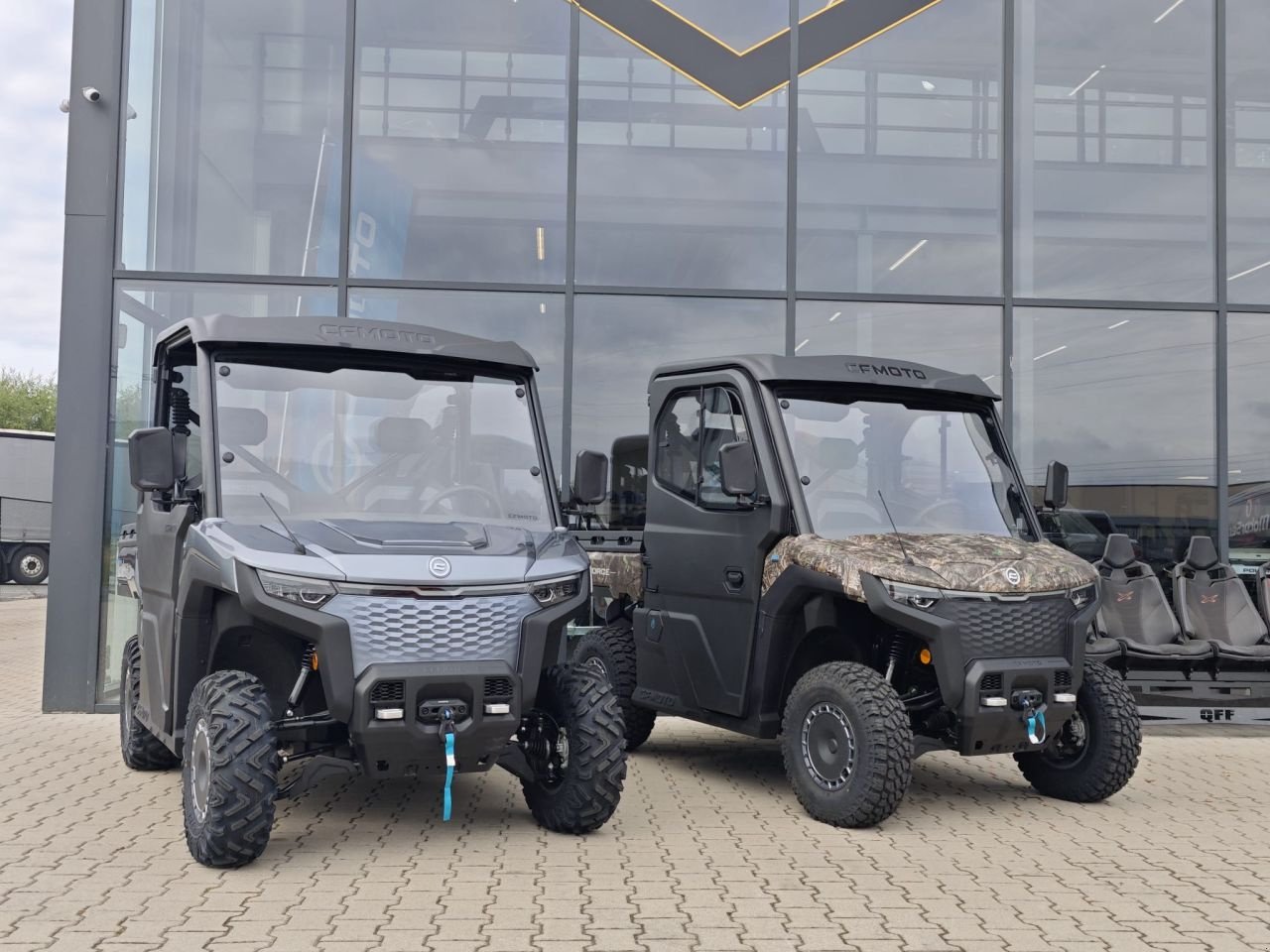 Sonstige Gartentechnik & Kommunaltechnik del tipo Sonstige CFMOTO UForce U6 EV, Neumaschine In Eersel (Immagine 1)