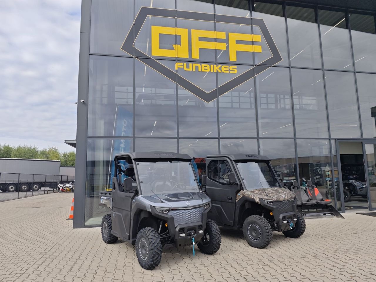 Sonstige Gartentechnik & Kommunaltechnik del tipo Sonstige CFMOTO UForce U6 EV, Neumaschine In Eersel (Immagine 7)