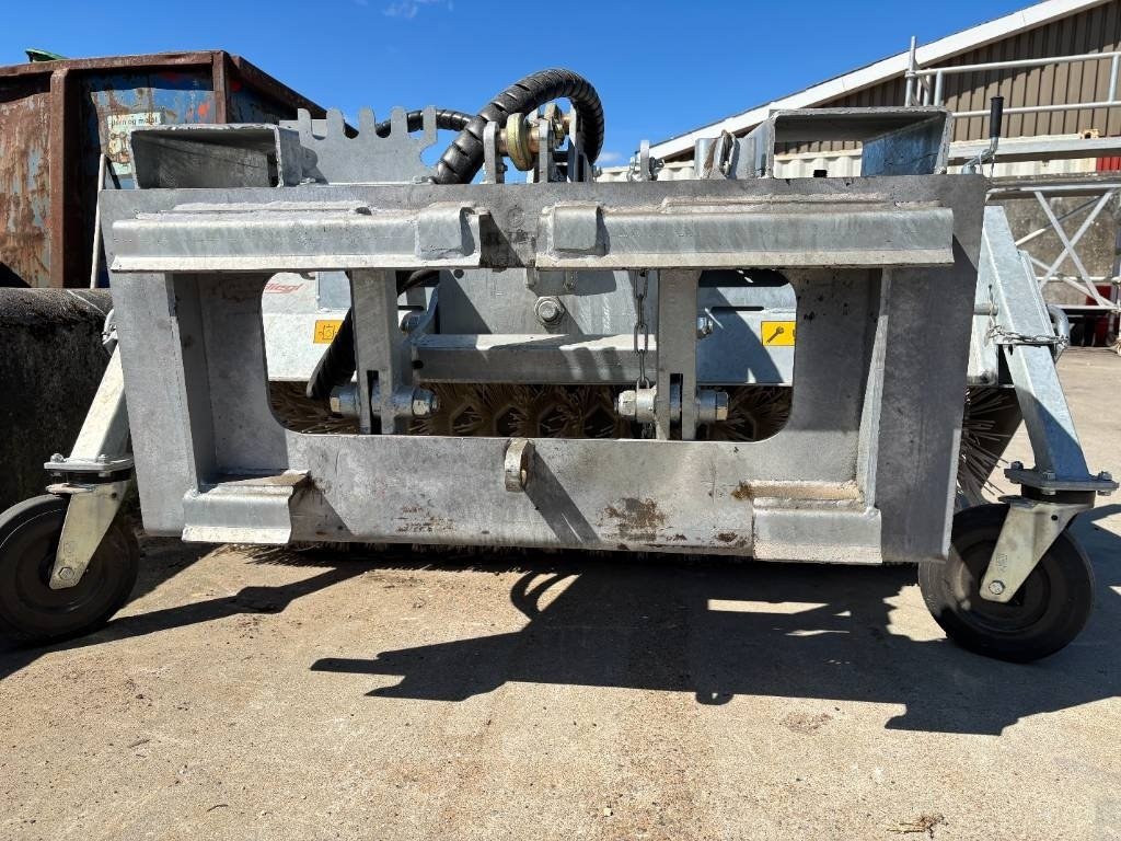 Sonstige Gartentechnik & Kommunaltechnik typu Sonstige Fliegl Fejekost, Gebrauchtmaschine v Brønderslev (Obrázek 5)