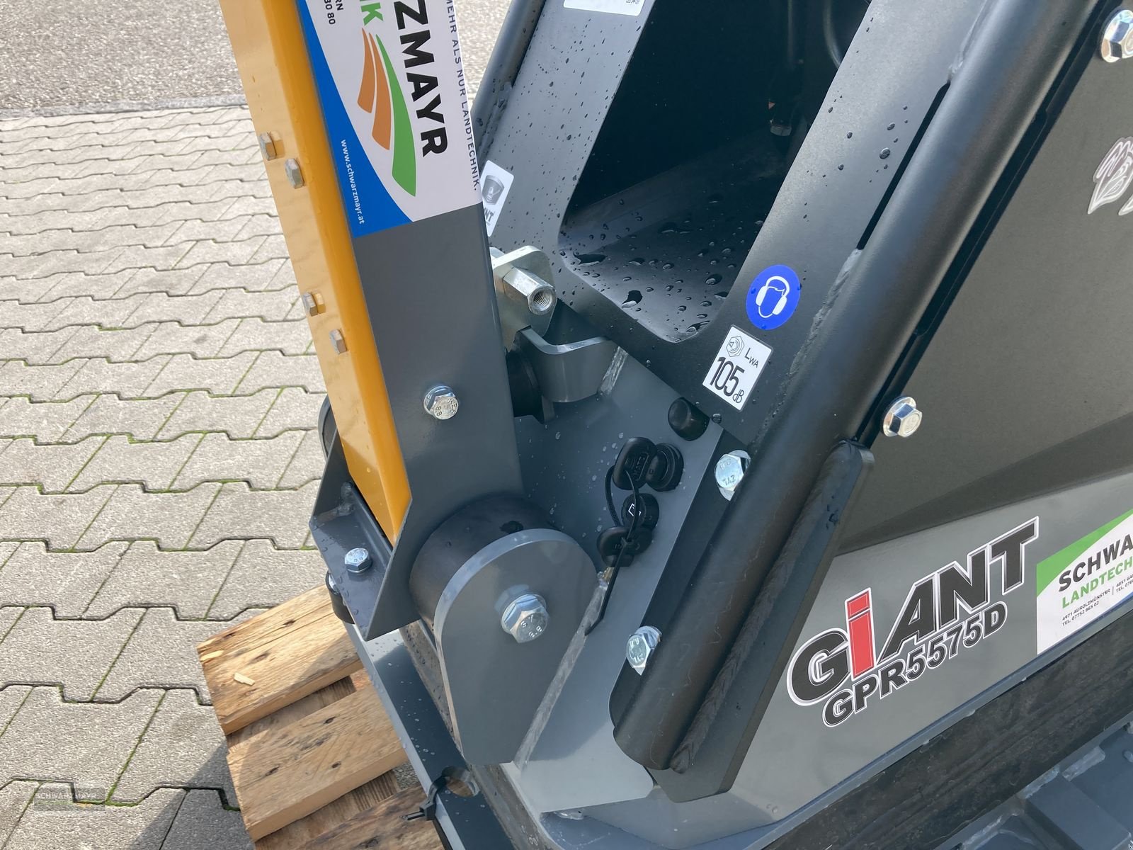 Sonstige Gartentechnik & Kommunaltechnik del tipo Sonstige Giant GPR5575D Rüttelplatte, Neumaschine In Aurolzmünster (Immagine 20)