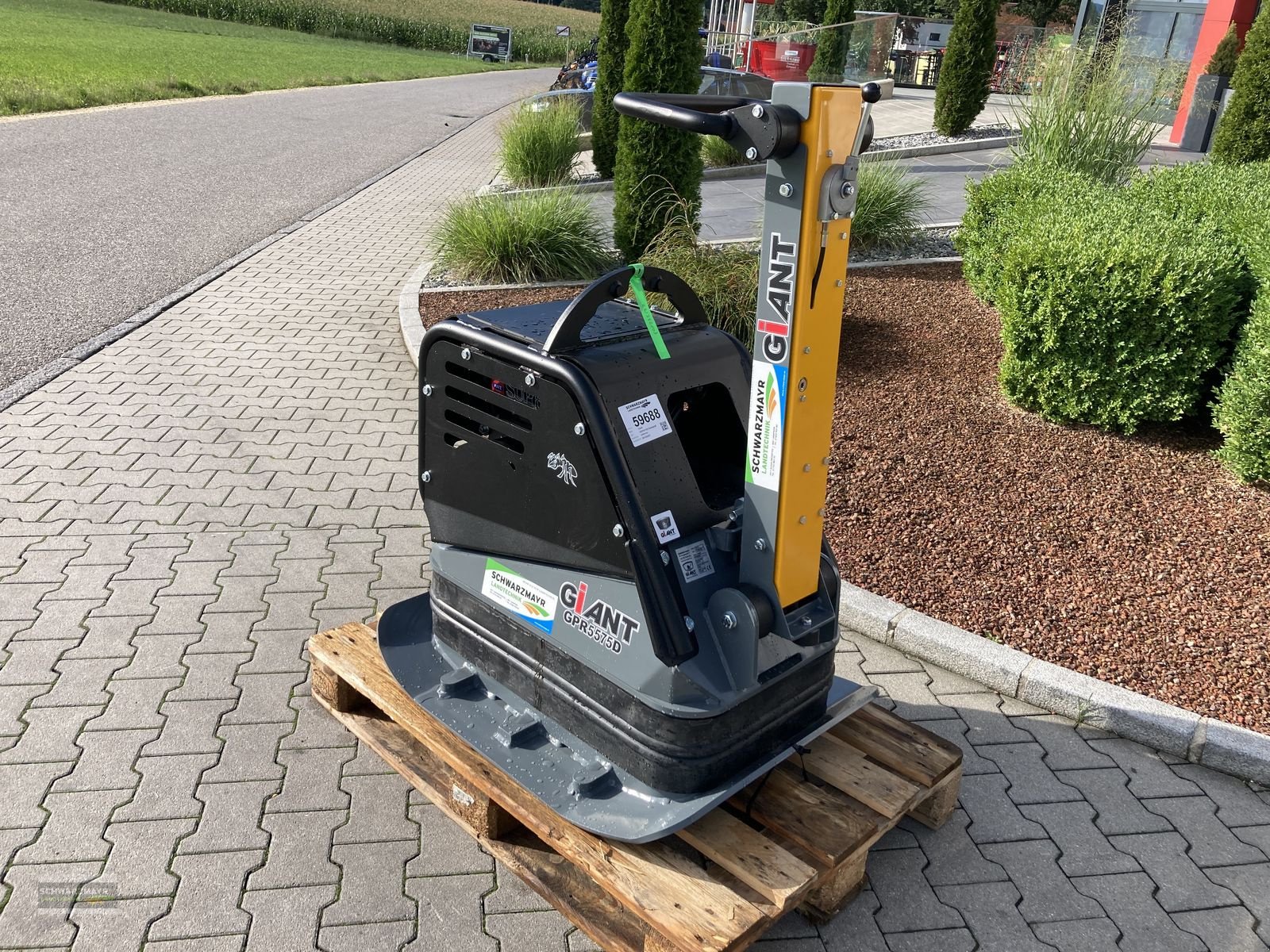 Sonstige Gartentechnik & Kommunaltechnik del tipo Sonstige Giant GPR5575D Rüttelplatte, Neumaschine In Aurolzmünster (Immagine 10)