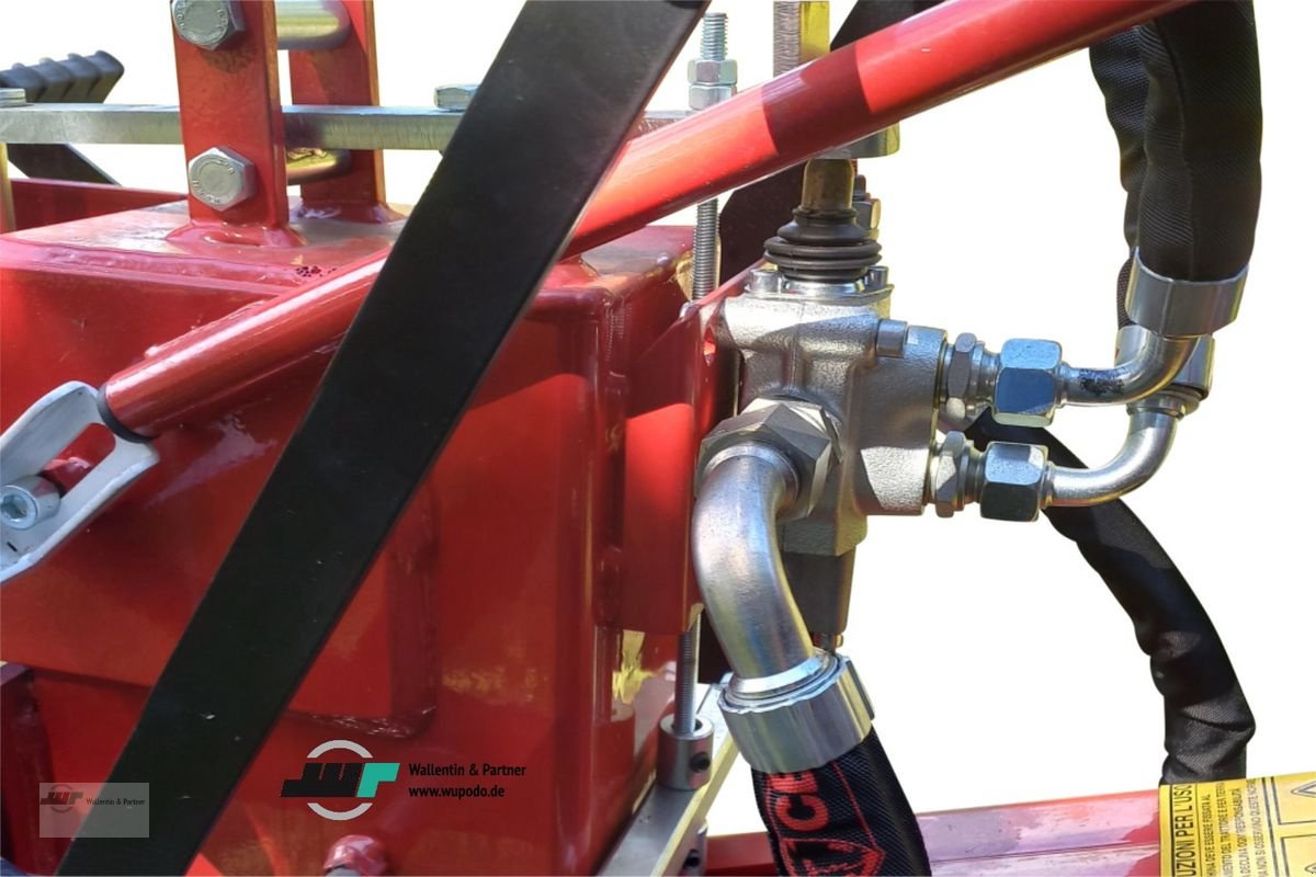 Sonstige Gartentechnik & Kommunaltechnik des Typs Sonstige Holzspalter 20t Zapfwellenantrieb 30-50 PS, Neumaschine in Wesenberg (Bild 4)