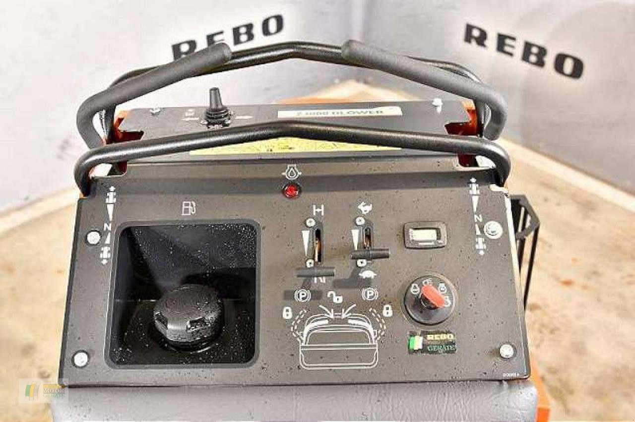 Sonstige Gartentechnik & Kommunaltechnik typu Sonstige HURRICANE Z 3000, Neumaschine v Cloppenburg (Obrázek 4)