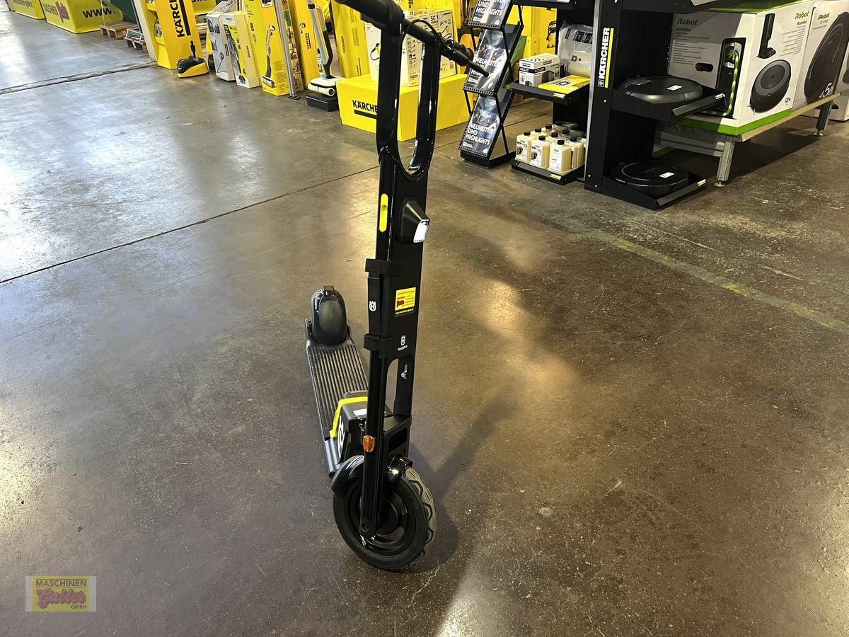 Sonstige Gartentechnik & Kommunaltechnik typu Sonstige Husqvarna SKUTTA Elektrorscooter im Set, Neumaschine v Kötschach (Obrázek 8)