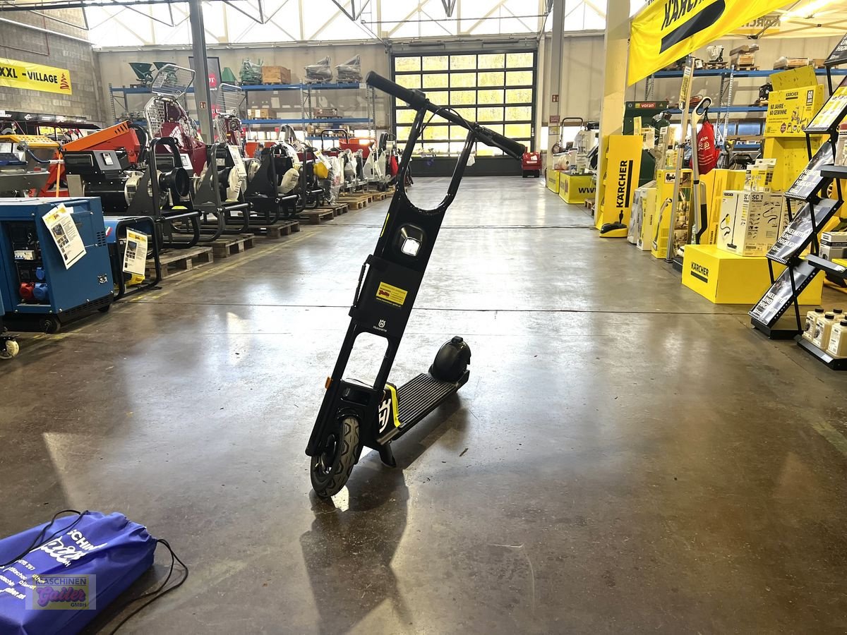 Sonstige Gartentechnik & Kommunaltechnik typu Sonstige Husqvarna SKUTTA Elektrorscooter im Set, Neumaschine v Kötschach (Obrázek 1)