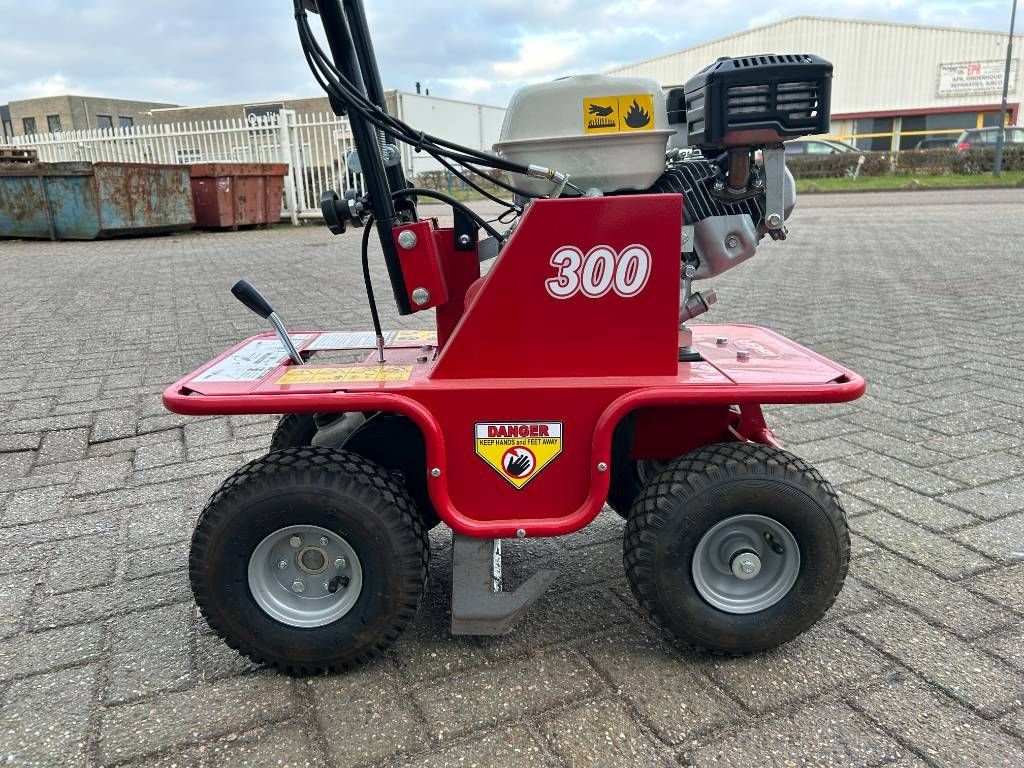 Sonstige Gartentechnik & Kommunaltechnik des Typs Sonstige Ibea IB300 zodensnijder, Neumaschine in Waalwijk (Bild 6)