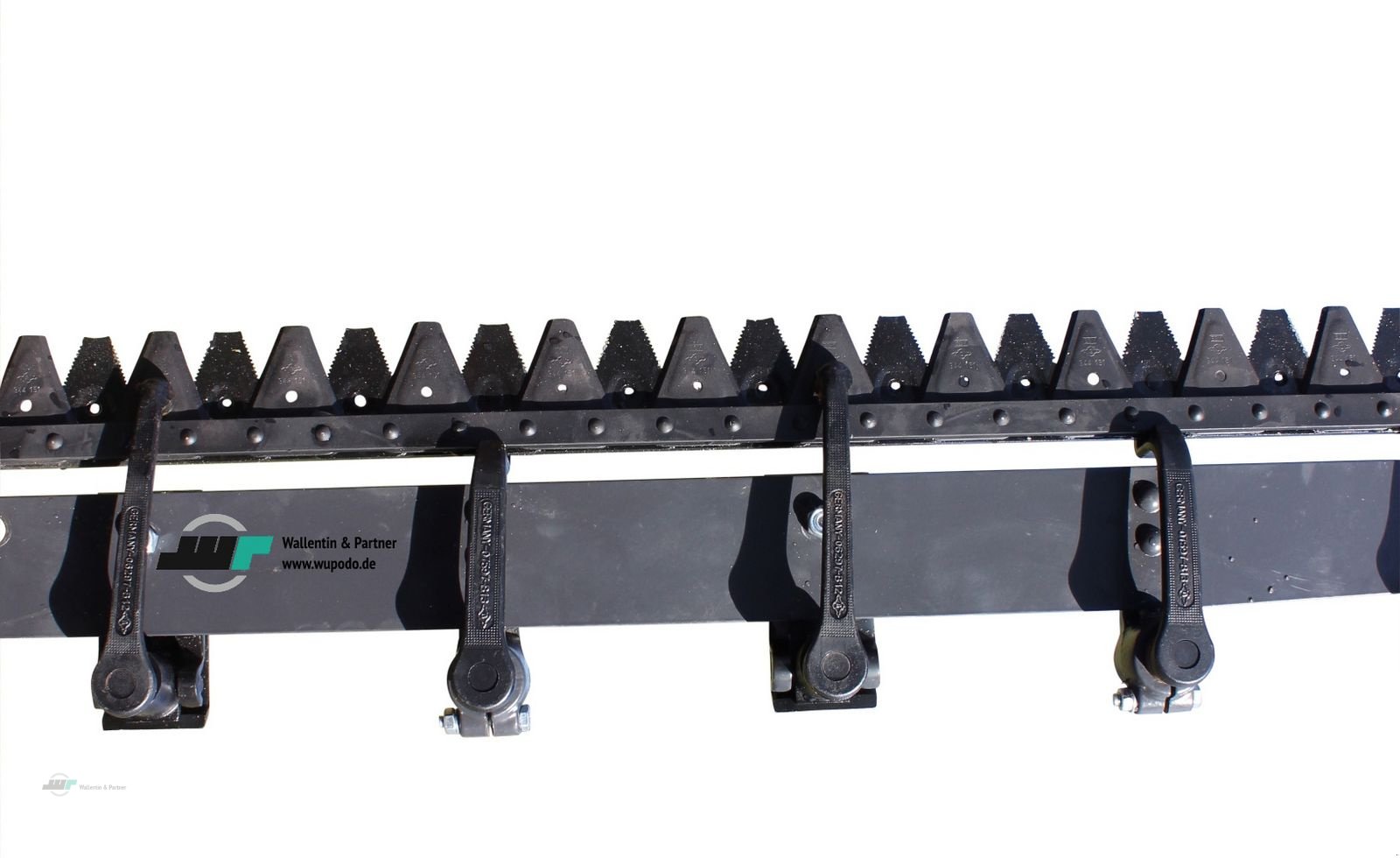 Sonstige Gartentechnik & Kommunaltechnik des Typs Sonstige Krokodilgebiss 1,20 m Mini Euroaufnahme  0,32 m³, Neumaschine in Wesenberg (Bild 20)