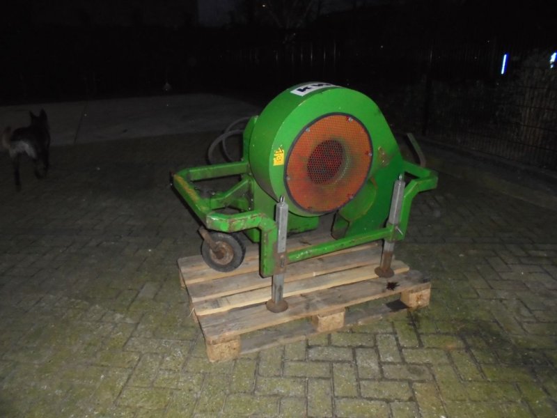 Sonstige Gartentechnik & Kommunaltechnik van het type Sonstige KWH hydr bladblazer, Gebrauchtmaschine in Hedel (Foto 1)