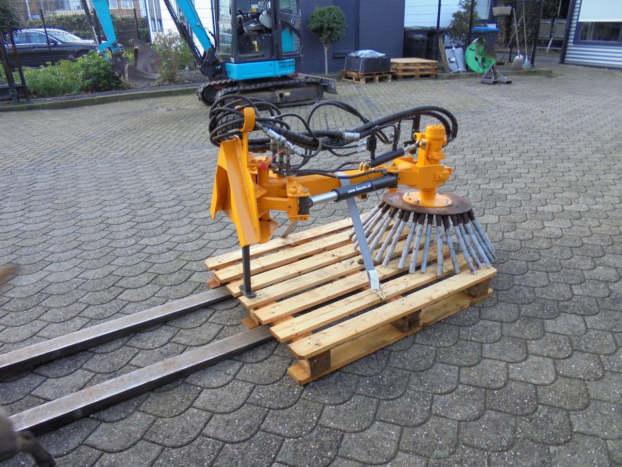Sonstige Gartentechnik & Kommunaltechnik des Typs Sonstige LM Trac onkruidborstel, Gebrauchtmaschine in Hedel (Bild 2)