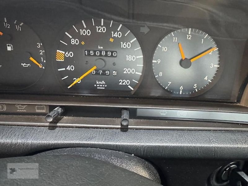 Sonstige Gartentechnik & Kommunaltechnik typu Sonstige Mercedes Benz 190 E 1.8 PKW Oldtimer Limousine Automatik, Gebrauchtmaschine w Gevelsberg (Zdjęcie 10)