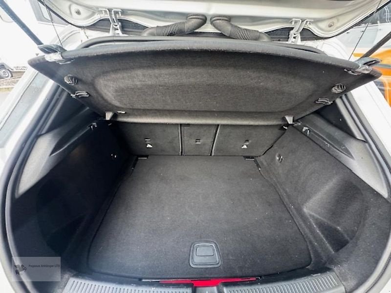 Sonstige Gartentechnik & Kommunaltechnik типа Sonstige Mercedes Benz A 200 A Klasse PKW Kleinwagen 1. Hand, Gebrauchtmaschine в Gevelsberg (Фотография 5)