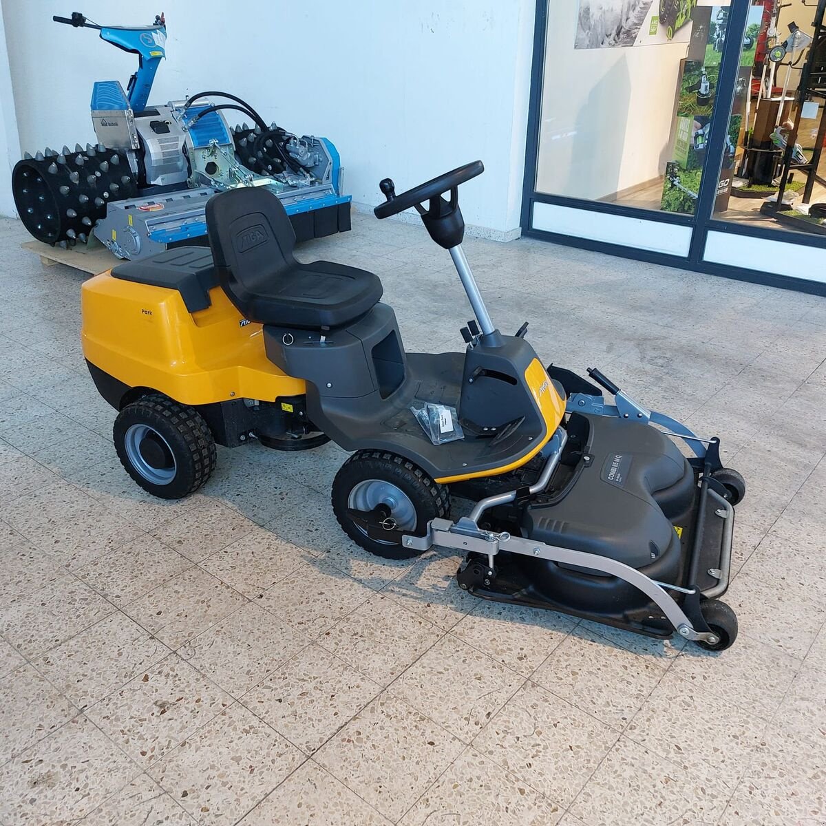 Sonstige Gartentechnik & Kommunaltechnik типа Sonstige Park V302, Gebrauchtmaschine в Bruck (Фотография 1)