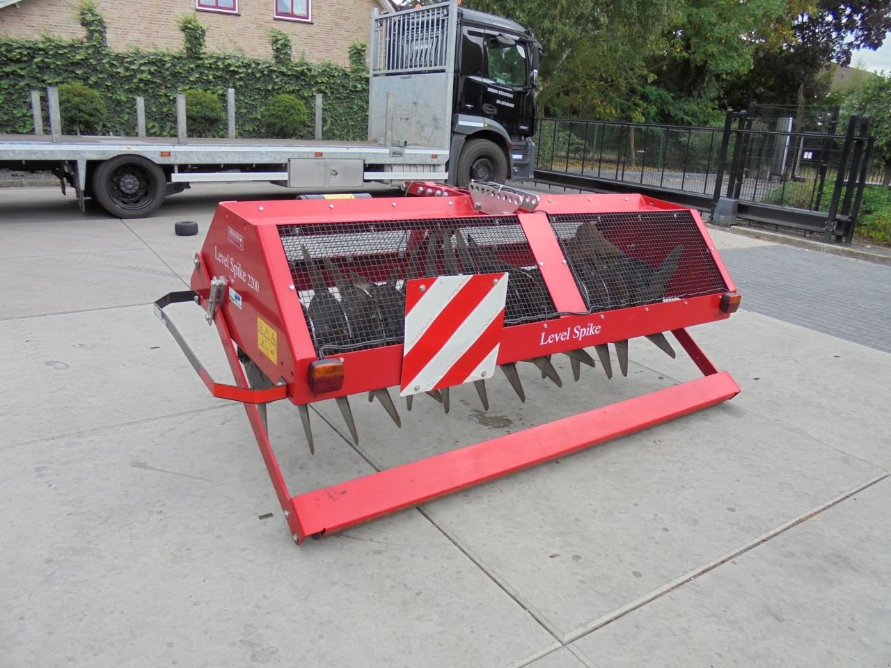 Sonstige Gartentechnik & Kommunaltechnik Türe ait Sonstige redexim level spike 2200, Gebrauchtmaschine içinde Hedel (resim 4)