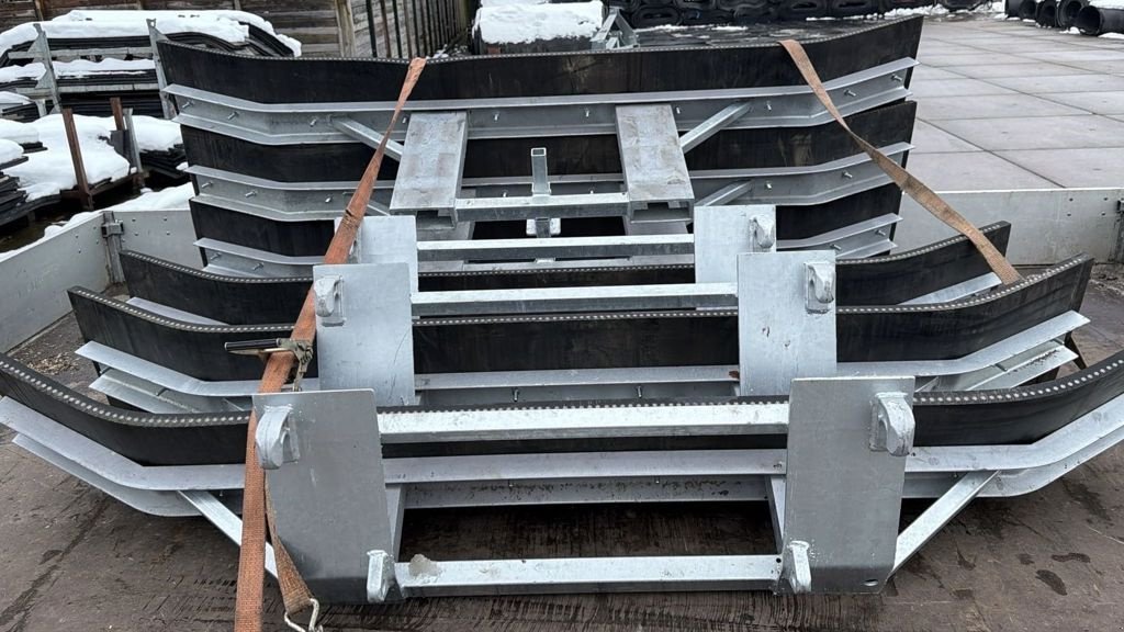 Sonstige Gartentechnik & Kommunaltechnik a típus Sonstige Roo Vuilschuiver met euro aansluiting, Neumaschine ekkor: Coevorden (Kép 2)