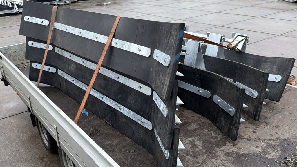 Sonstige Gartentechnik & Kommunaltechnik a típus Sonstige Roo Vuilschuiver met euro aansluiting, Neumaschine ekkor: Coevorden (Kép 3)