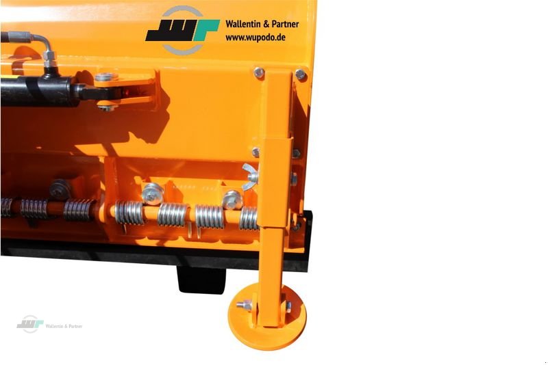 Sonstige Gartentechnik & Kommunaltechnik tip Sonstige Schneepflug Vario gerade V-Form 2m Einsatzbreite, Neumaschine in Wesenberg (Poză 8)