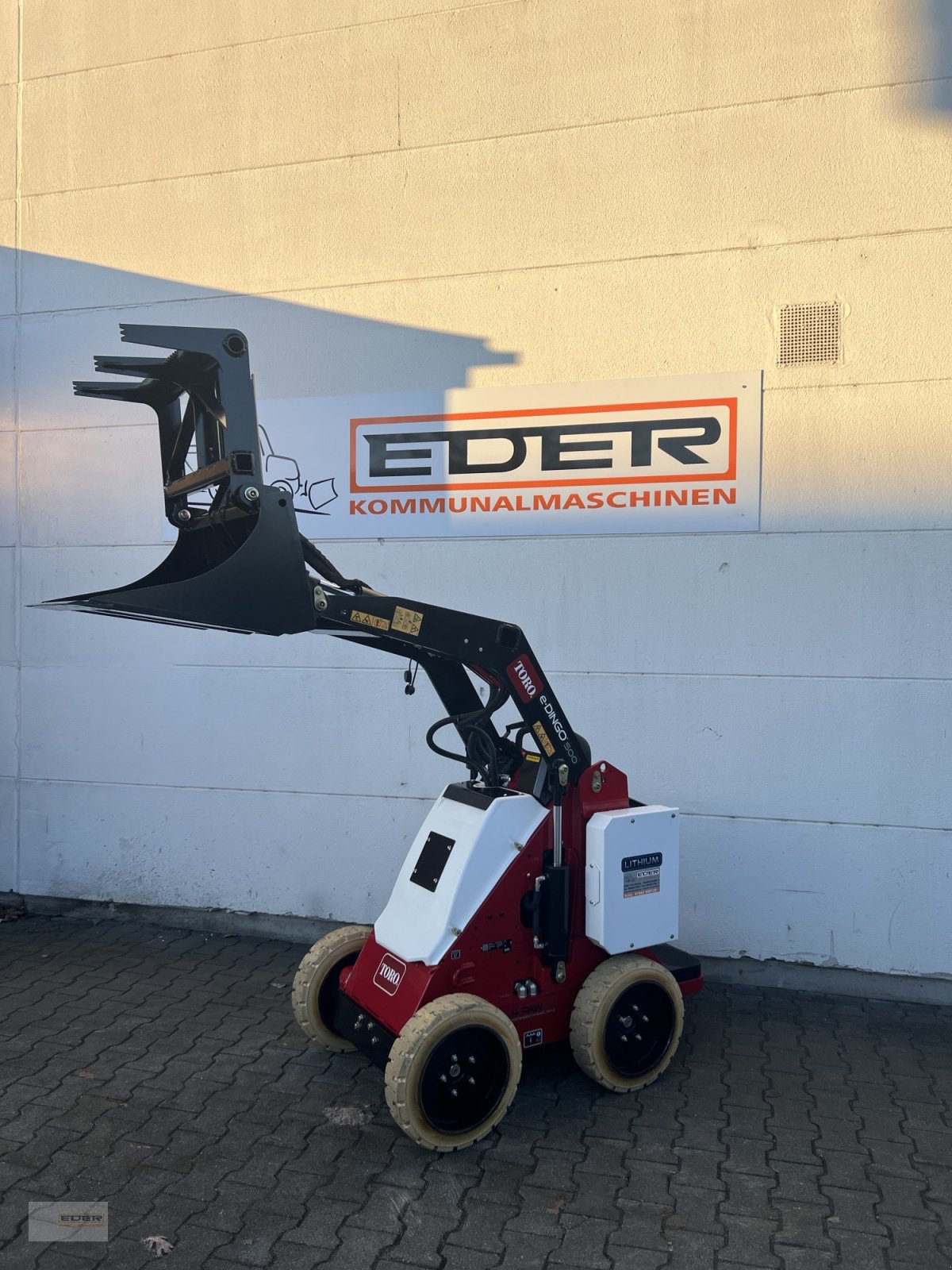 Sonstige Gartentechnik & Kommunaltechnik от тип Toro e-Dingo 500, Vorführmaschine в Kirchheim b. München (Снимка 2)