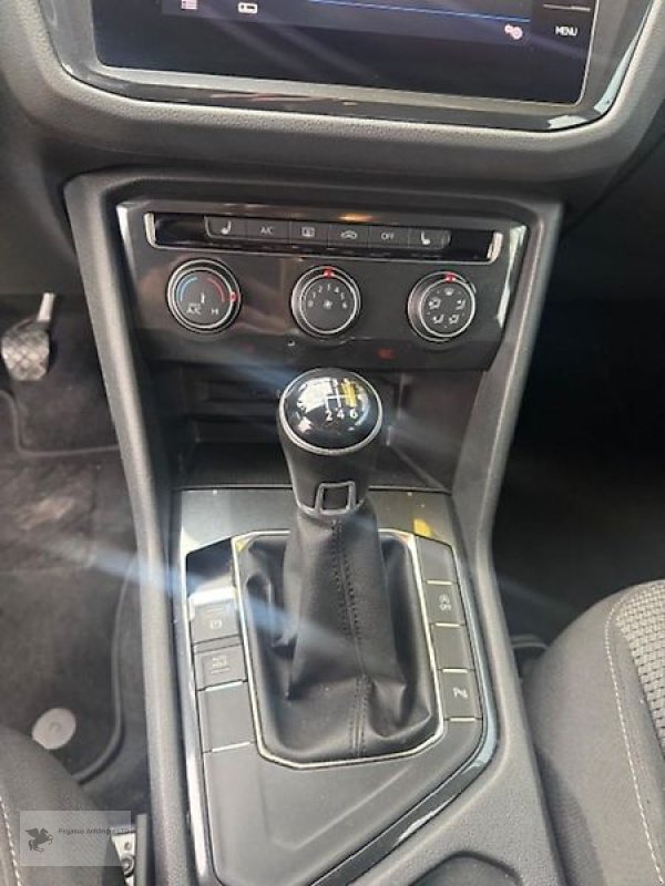 Sonstige Gartentechnik & Kommunaltechnik za tip VW Volkswagen Tiguan Trendline 2,0TDi Diesel PKW Geländewagen, Gebrauchtmaschine u Gevelsberg (Slika 7)