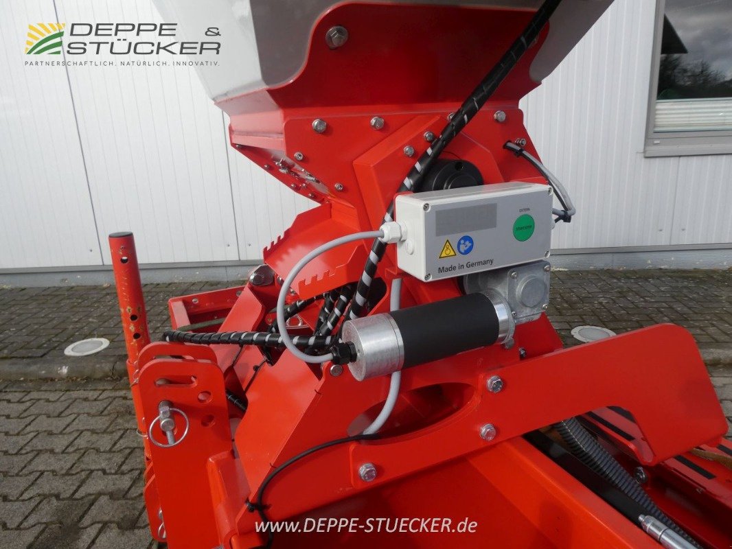 Sonstige Gartentechnik & Kommunaltechnik typu Wiedenmann Terra Float Air Nachssaatmaschine, Gebrauchtmaschine v Lauterberg/Barbis (Obrázek 11)