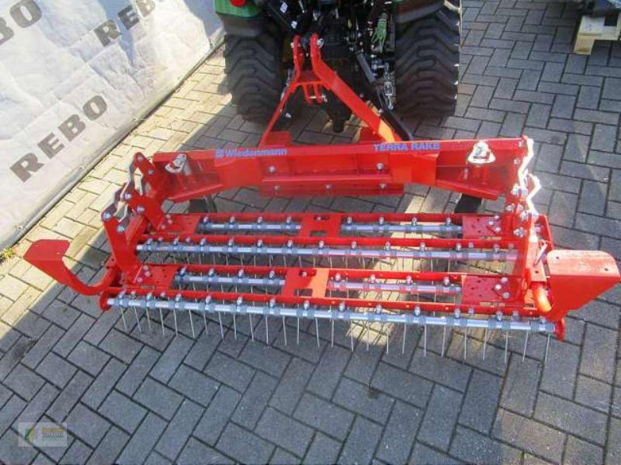 Sonstige Gartentechnik & Kommunaltechnik typu Wiedenmann TERRA RAKE, Neumaschine w Cloppenburg (Zdjęcie 2)