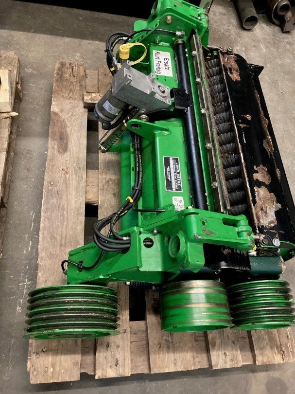 Sonstige Gemüsetechnik Türe ait John Deere 8000, Gebrauchtmaschine içinde Kleinandelfingen (resim 1)