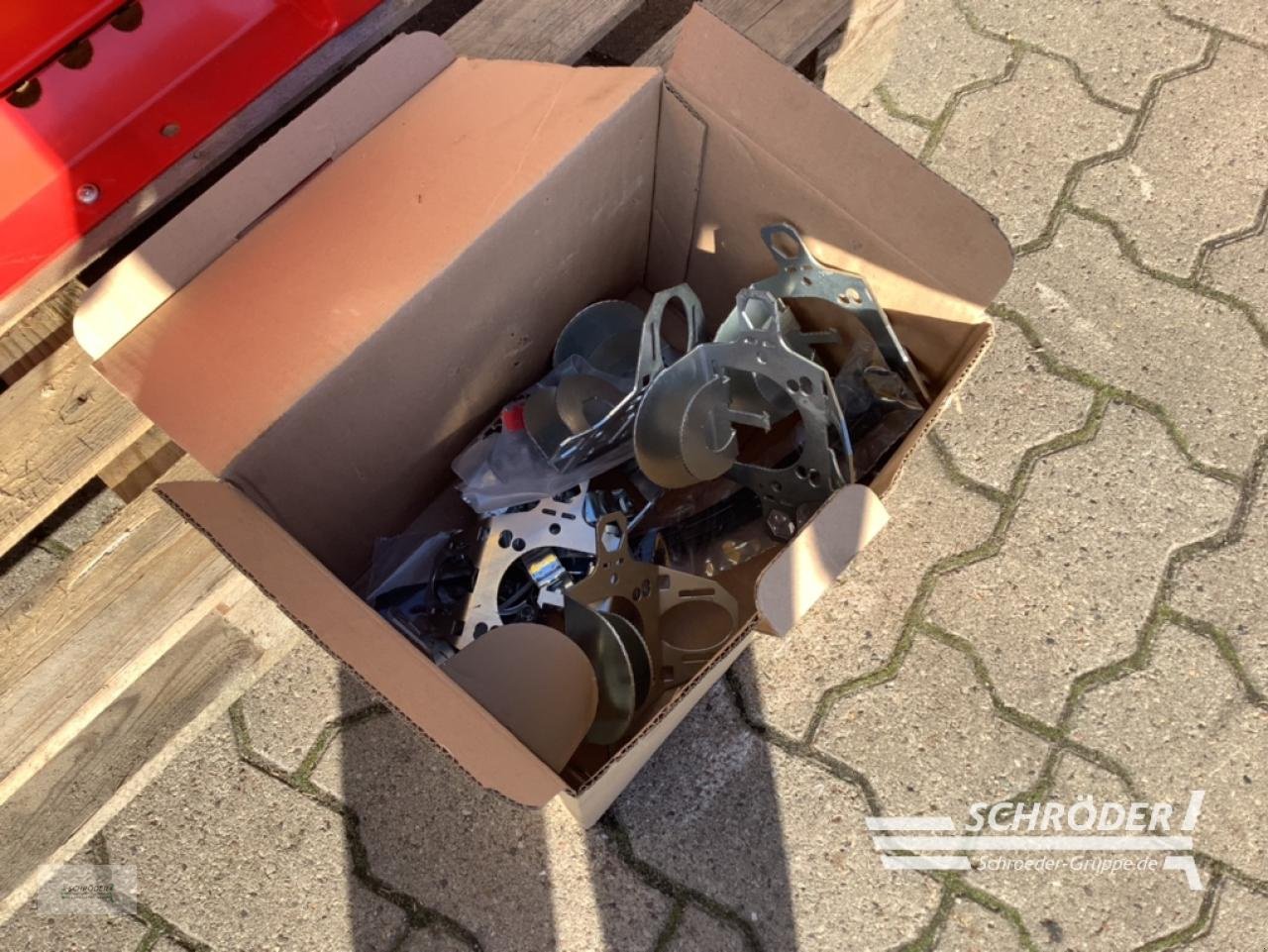 Sonstige Gemüsetechnik Türe ait Sonstige ERDBEERENTRANKER, Neumaschine içinde Langförden (resim 5)