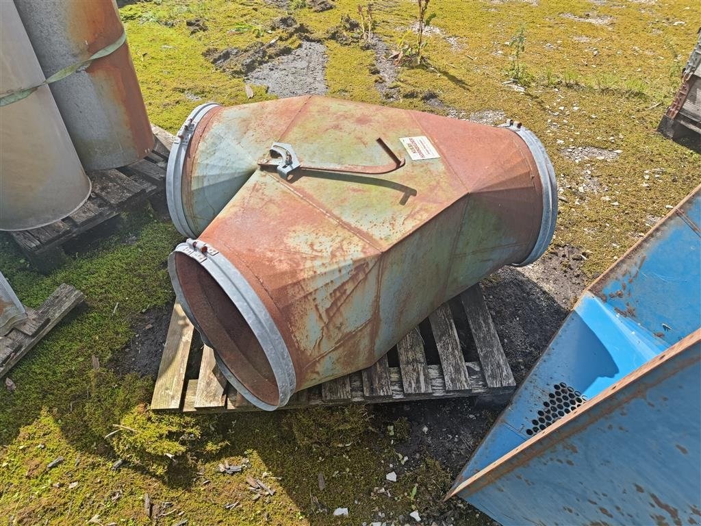 Sonstige Getreidelagertechnik του τύπου Sonstige 2- vejs fordeler Ø 450 mm til blæser, Gebrauchtmaschine σε Egtved (Φωτογραφία 1)