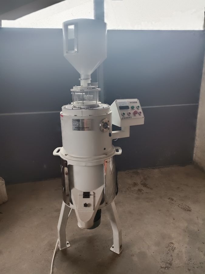 Sonstige Getreidelagertechnik des Typs Sonstige Buchweizenschäler, Sonnenblumen Hirse Schäler, Neumaschine in Waldburg (Bild 1)