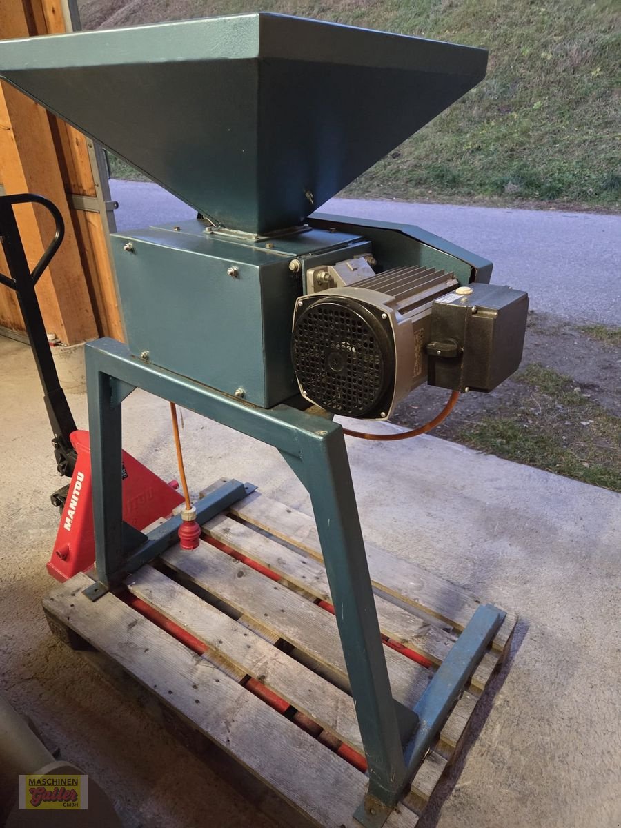 Sonstige Getreidelagertechnik του τύπου Sonstige Getreidequetsche Oehler Modell OL 6000 4kW, Gebrauchtmaschine σε Kötschach (Φωτογραφία 2)