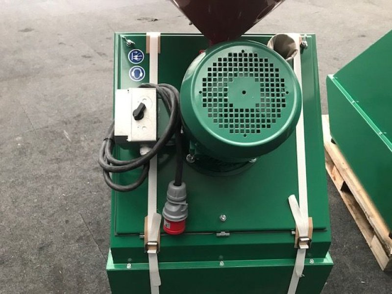 Sonstige Getreidelagertechnik des Typs Sonstige Hammermühle Getreidemühle KH2, Neumaschine in Tamsweg (Bild 7)