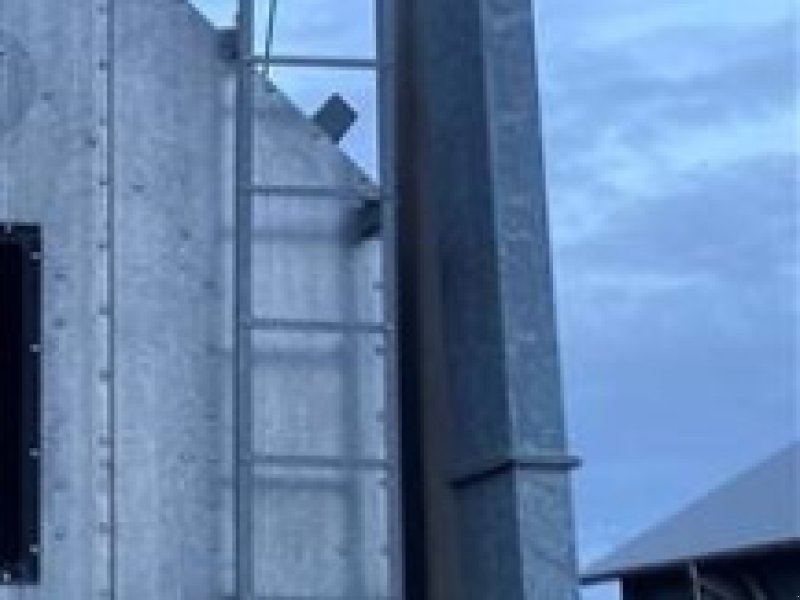 Sonstige Getreidelagertechnik za tip Sonstige Søby SE25 6 meter kædeelevator med 1,5 meter sidesnegl, Gebrauchtmaschine u Store Heddinge (Slika 1)