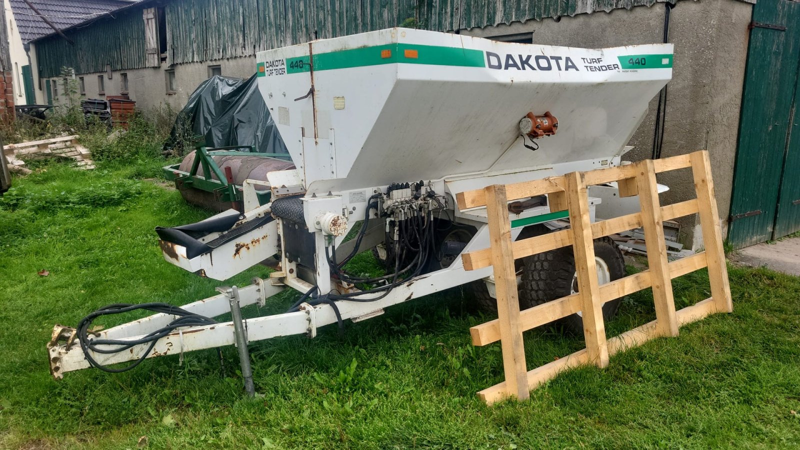 Sonstige Golftechnik typu Dakota 440 Sand Streuer, Gebrauchtmaschine v Crivitz (Obrázek 1)