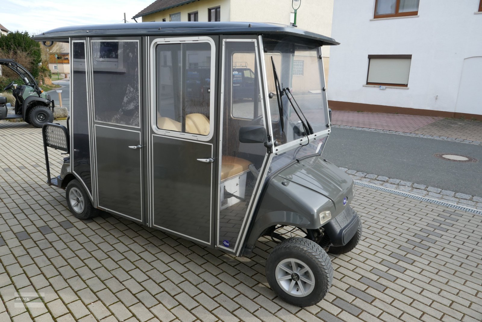 Sonstige Golftechnik des Typs Italcar Attiva Cargo Cab mit Kabine für 6 Personen. Sehr guter Zustand!, Gebrauchtmaschine in Langenzenn (Bild 2)