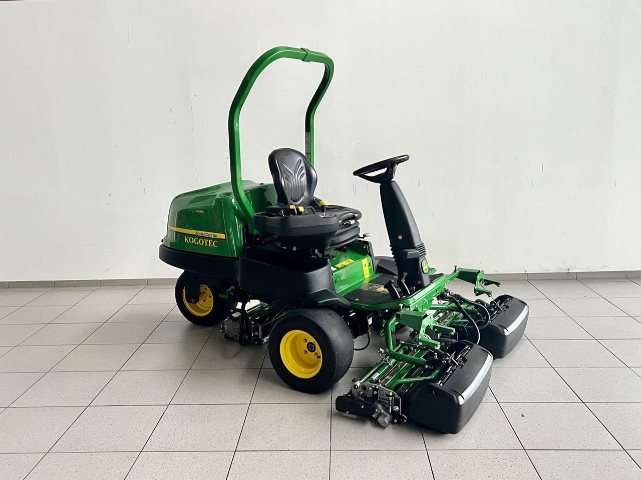 Sonstige Golftechnik des Typs John Deere 2500 E-Cut Hybrid, Gebrauchtmaschine in Beckum (Bild 2)