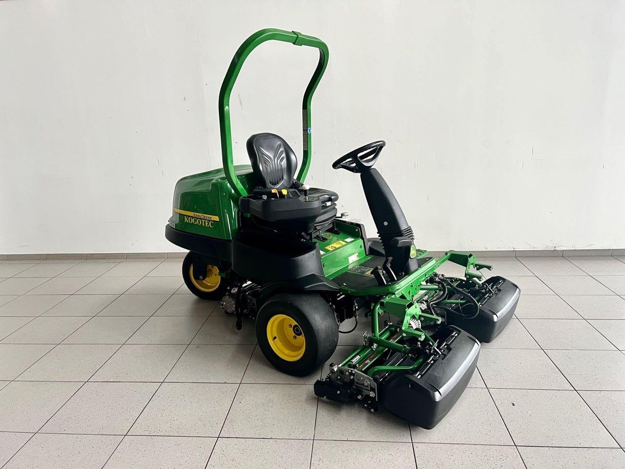 Sonstige Golftechnik des Typs John Deere 2500 E-Cut Hybrid, Gebrauchtmaschine in Beckum (Bild 2)