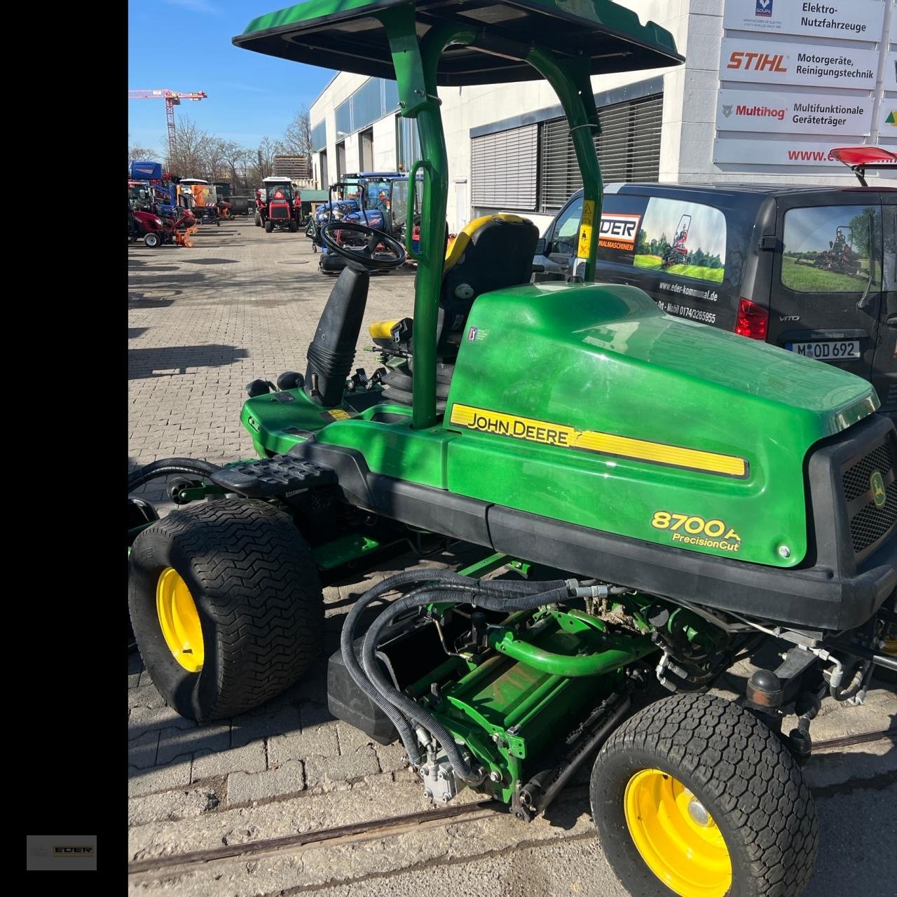Sonstige Golftechnik от тип John Deere 8700 A, Gebrauchtmaschine в Kirchheim b. München (Снимка 8)