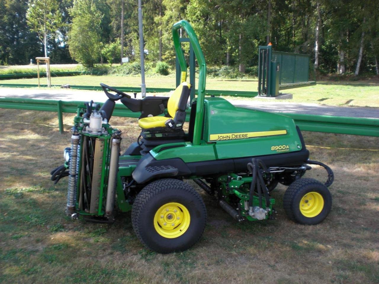 Sonstige Golftechnik des Typs John Deere 8900A, Neumaschine in Alt Duvenstedt (Bild 1)