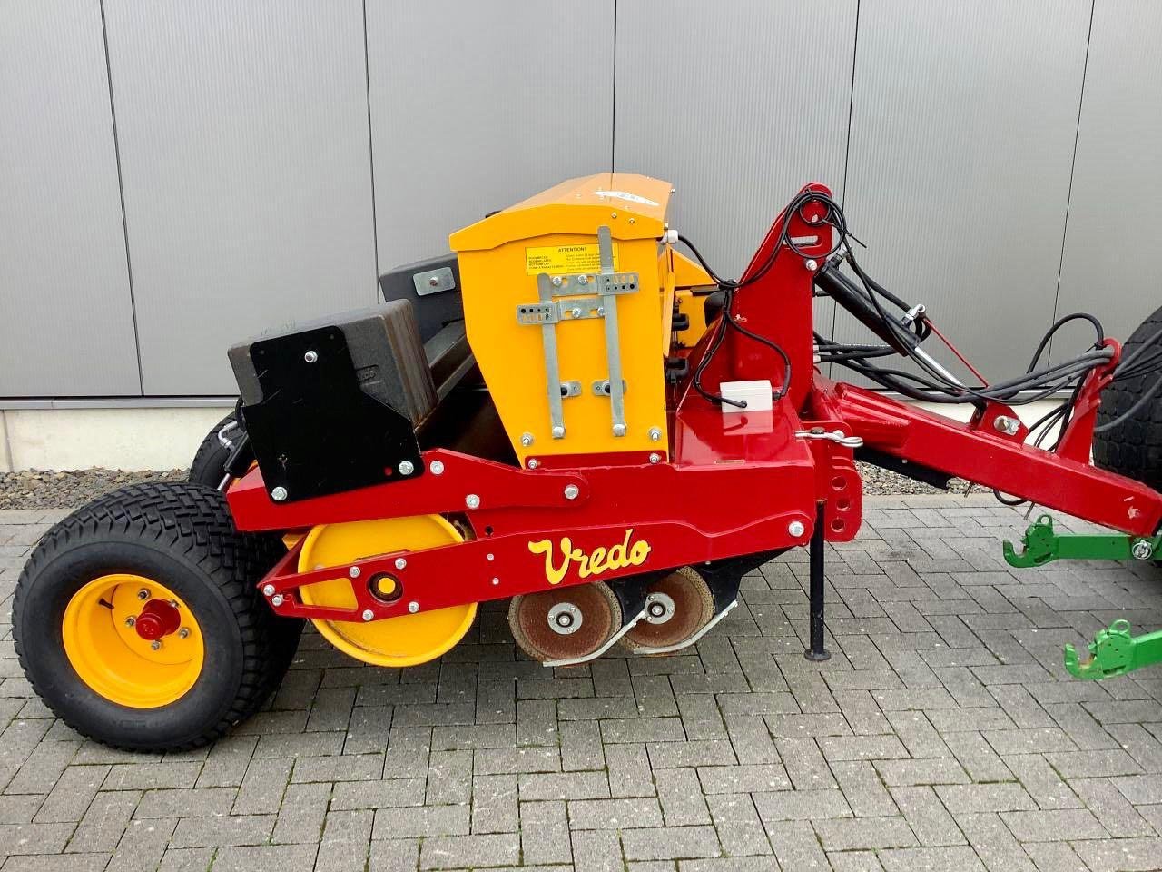 Sonstige Golftechnik typu Sonstige Vredo Super Compact 212.035T Durchsämaschine, Neumaschine v Beckum (Obrázek 2)