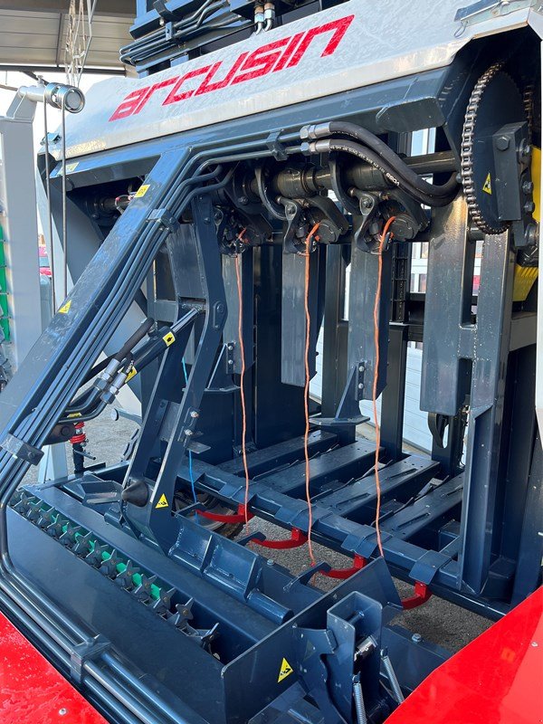 Sonstige Grünlandtechnik & Futtererntetechnik tipa Arcusin Multipack D14, Ausstellungsmaschine u Courtedoux (Slika 4)