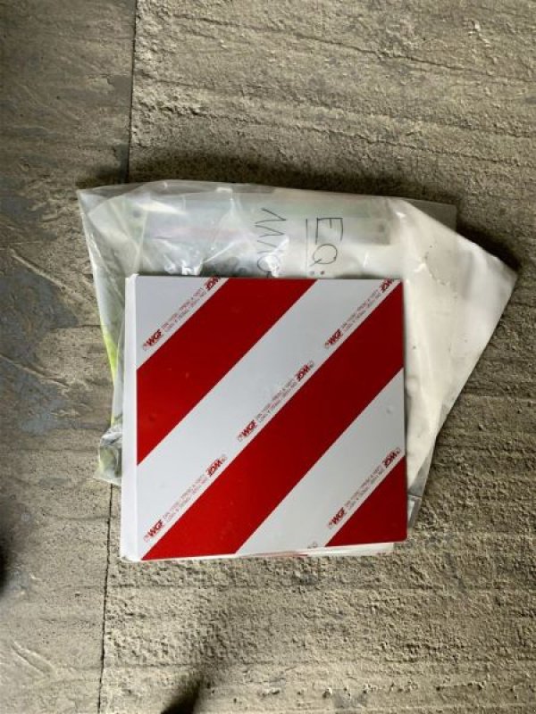 Sonstige Grünlandtechnik & Futtererntetechnik des Typs CLAAS WARNTAFELN SERIE S03.0010, Neumaschine in Grabenstätt-Erlstätt (Bild 1)