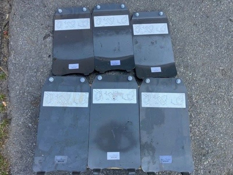 Sonstige Grünlandtechnik & Futtererntetechnik des Typs Fendt ZUSATZKUFEN W251, Gebrauchtmaschine in Waldkirchen (Bild 1)