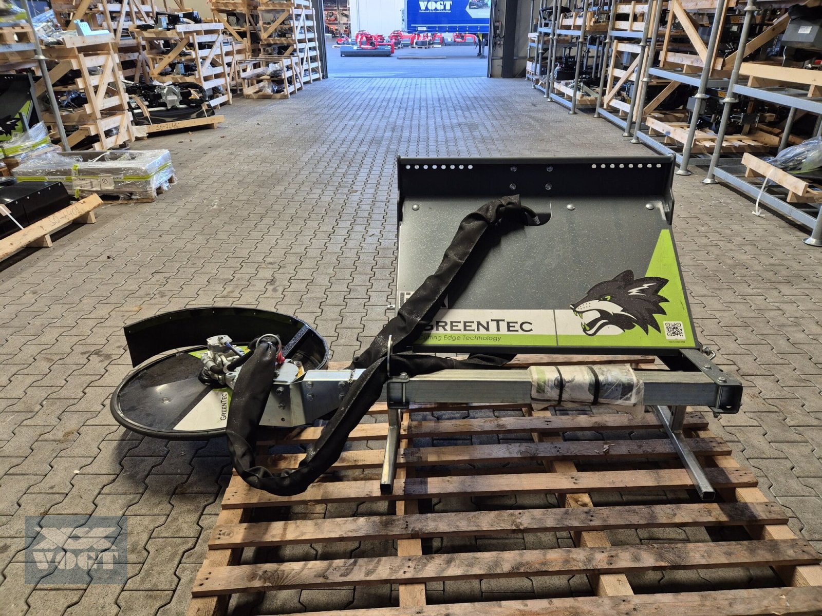 Sonstige Grünlandtechnik & Futtererntetechnik tipa Greentec FOX Multiträger inkl. RI 82 Zaunmäher /Randstreifenmäher Vorführgerät, Gebrauchtmaschine u Schmallenberg (Slika 4)