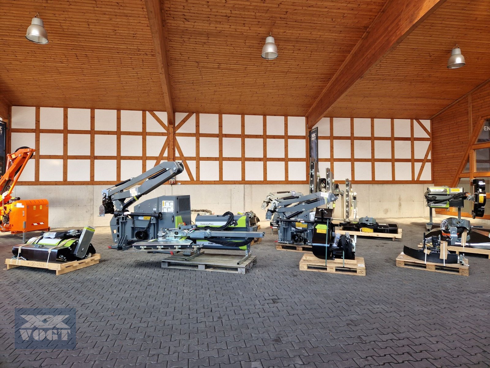 Sonstige Grünlandtechnik & Futtererntetechnik tipa Greentec FOX Multiträger inkl. RI 82 Zaunmäher /Randstreifenmäher Vorführgerät, Gebrauchtmaschine u Schmallenberg (Slika 16)