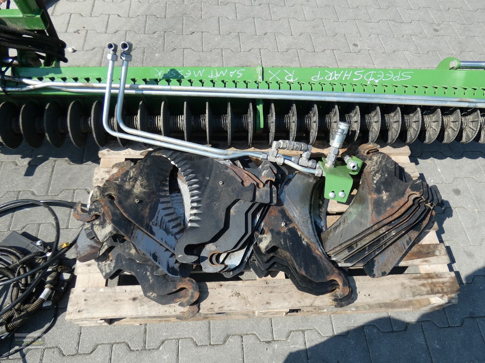 Sonstige Grünlandtechnik & Futtererntetechnik des Typs Krone Messerschleifeinrichtung, Vorführmaschine in Aurolzmünster (Bild 22)