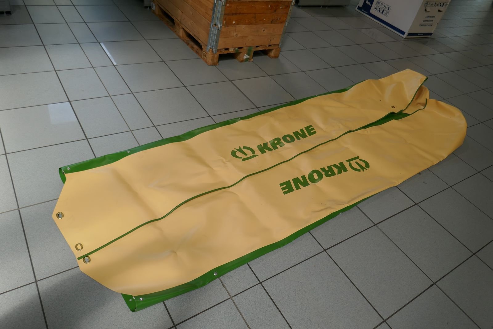 Sonstige Grünlandtechnik & Futtererntetechnik typu Krone Schutztuch AMR 320, Gebrauchtmaschine v Villach (Obrázek 1)