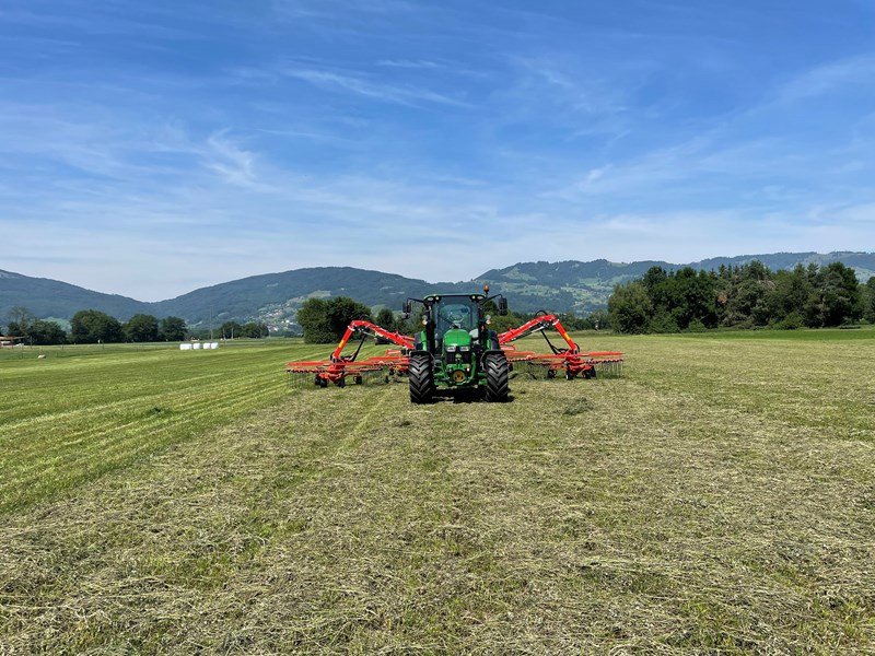 Sonstige Grünlandtechnik & Futtererntetechnik Türe ait Kuhn GA 13031, Ausstellungsmaschine içinde Eichberg (resim 3)
