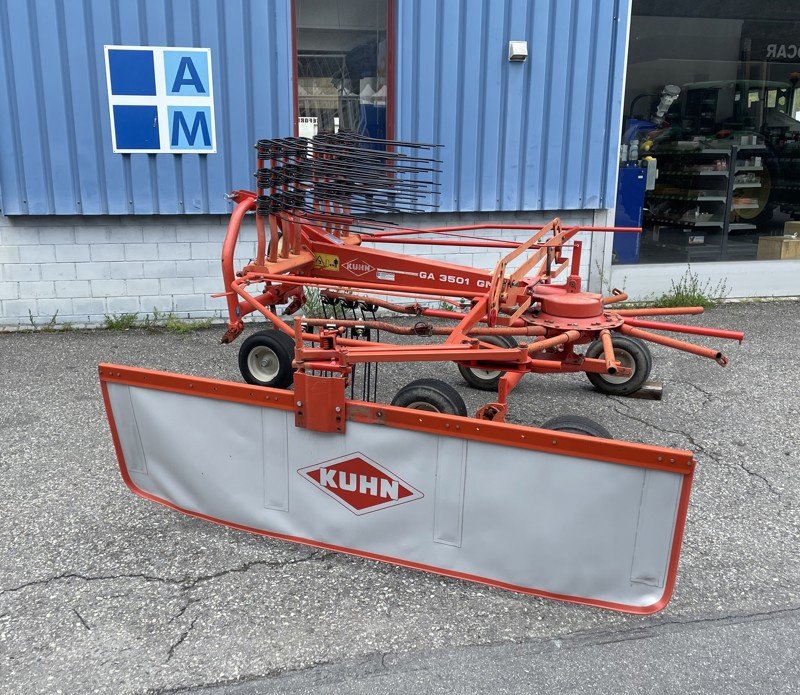 Sonstige Grünlandtechnik & Futtererntetechnik Türe ait Kuhn GA 3501 GM Kreiselschwader, Gebrauchtmaschine içinde Chur (resim 2)